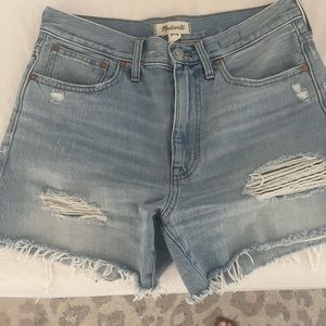 Almost new ! Only wore once !